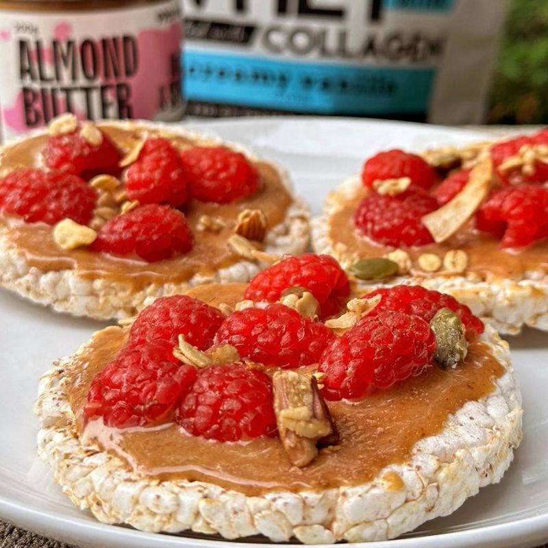 Rice Cake with Almond Butter