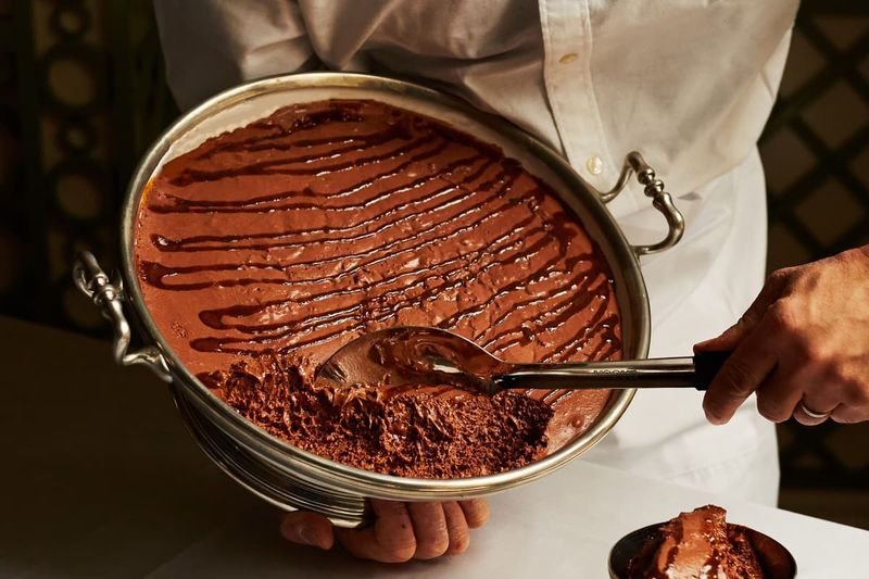 Mousse au Chocolat: Cloud-like Chocolate Perfection