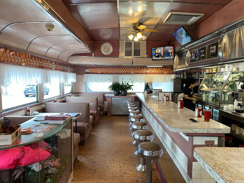 D's Diner, Plains