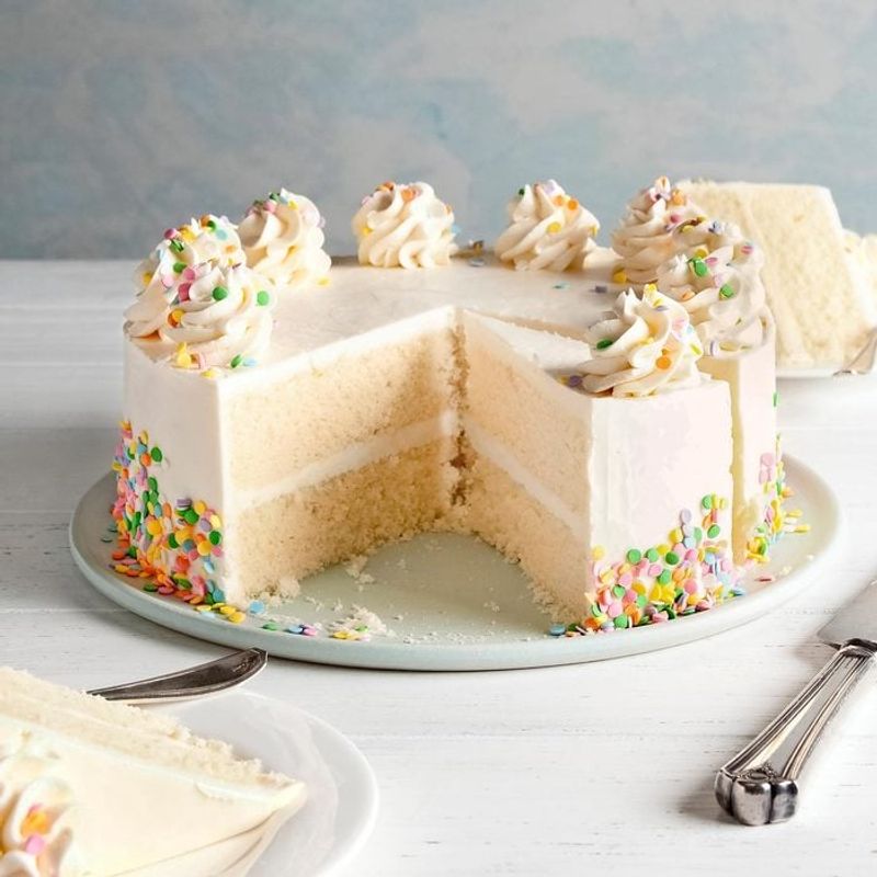 Finish with Bakery-Style Fillings and Frostings