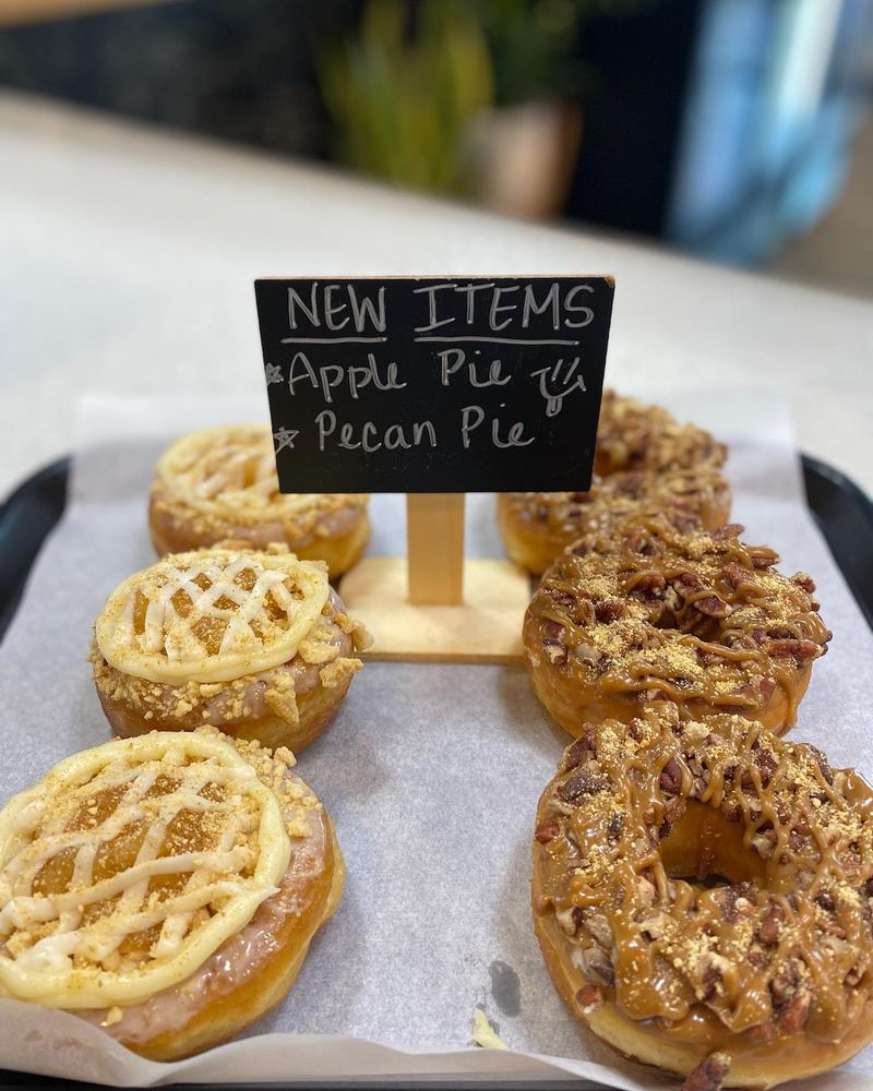 Donut Licious, Spring
