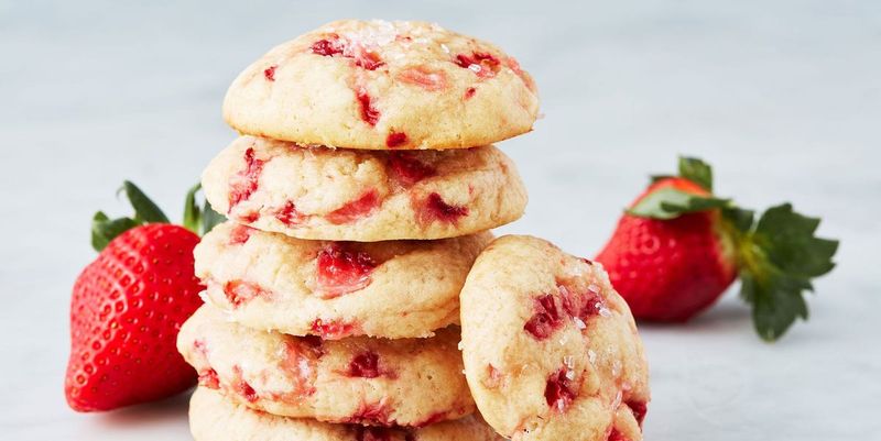 Strawberry Shortcake Cookies