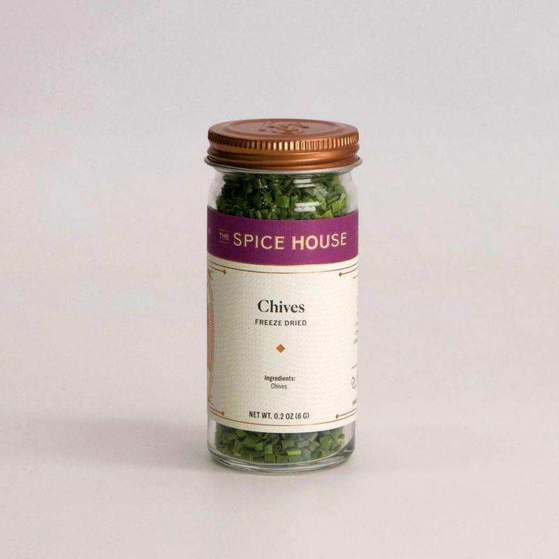 Dried Chives: From Bright Green to Flavor-Free