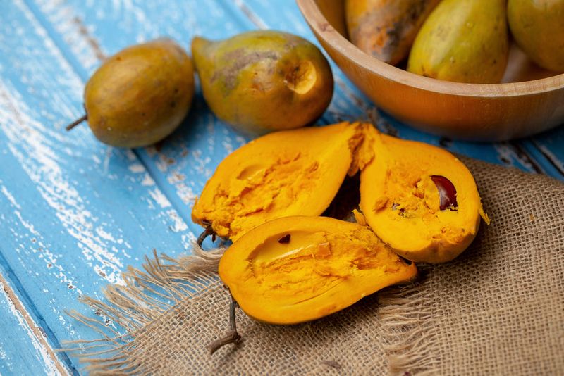 Lucuma Fruit