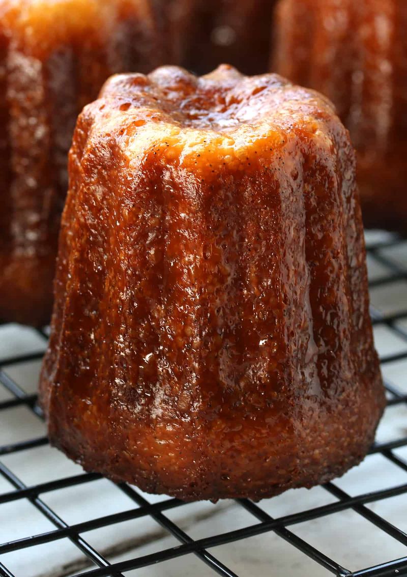Canelé: Bordeaux's Caramelized Treasure