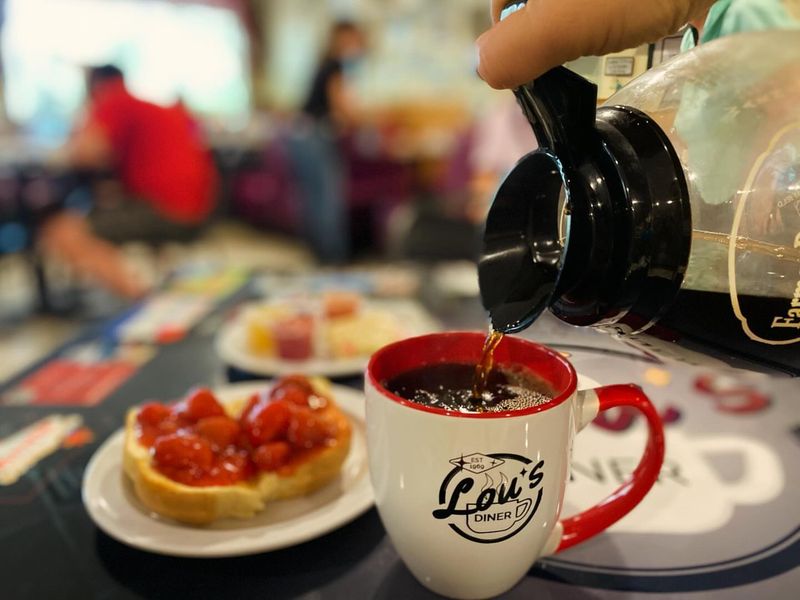 Lou's Diner