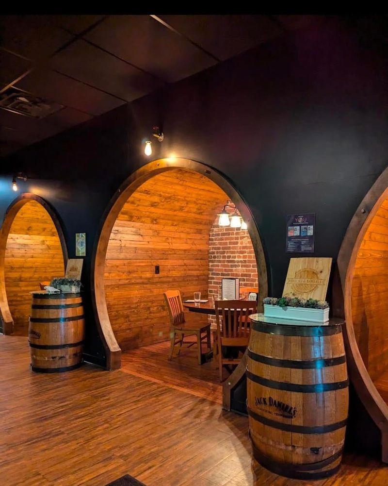 Bricks & Barrels, Charleston