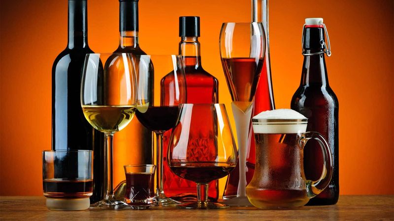 Alcohol Dehydrates Vital Kidney Tissue