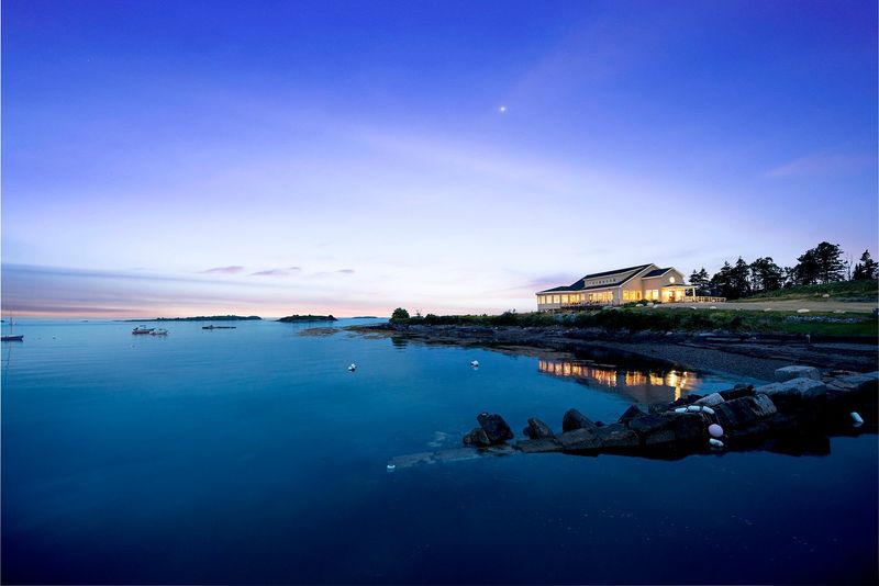 Dolphin Marina Restaurant, Harpswell