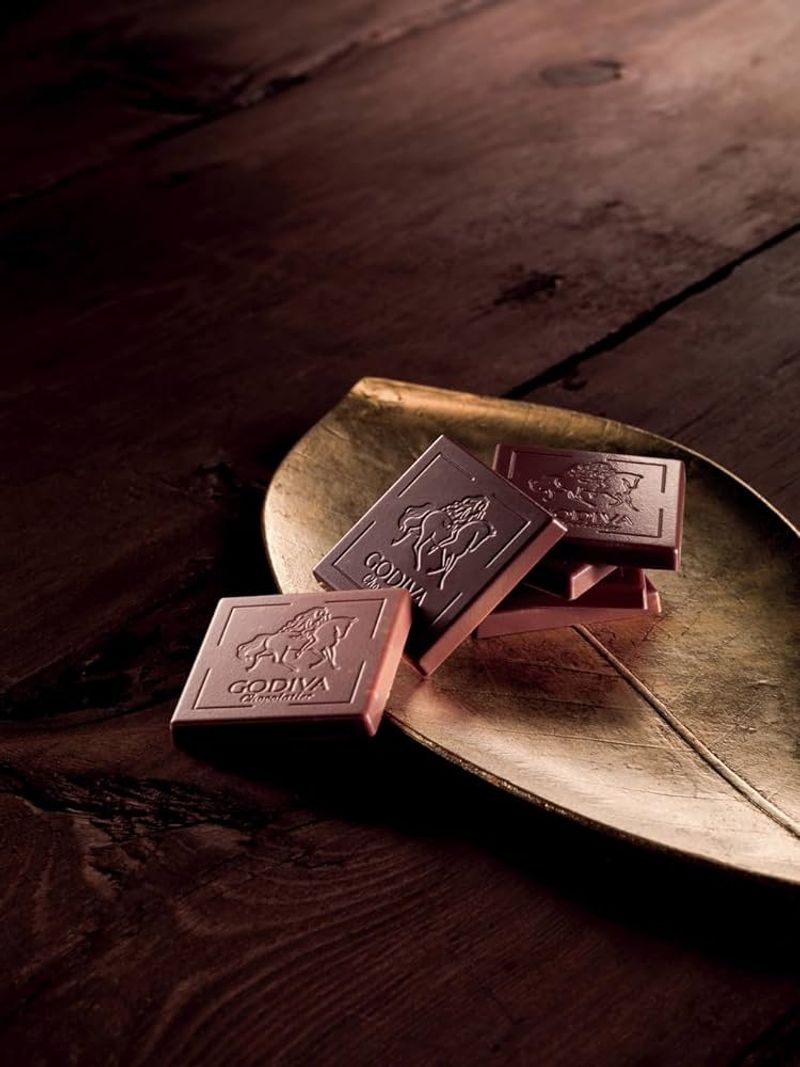 Godiva Signature Dark Chocolate (72%)