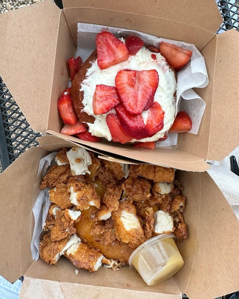 Gourdough's Big Fat Donuts & Coffee, Austin