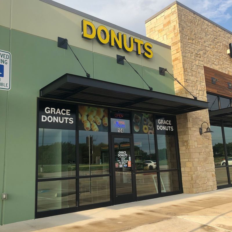 Grace Donuts, Northlake