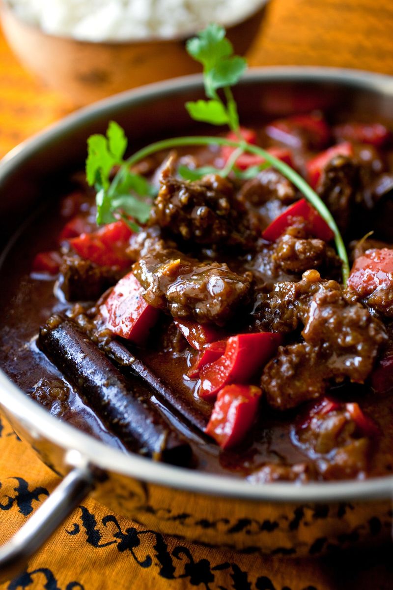 Vindaloo (Goa) - Fiery Vinegar Explosion