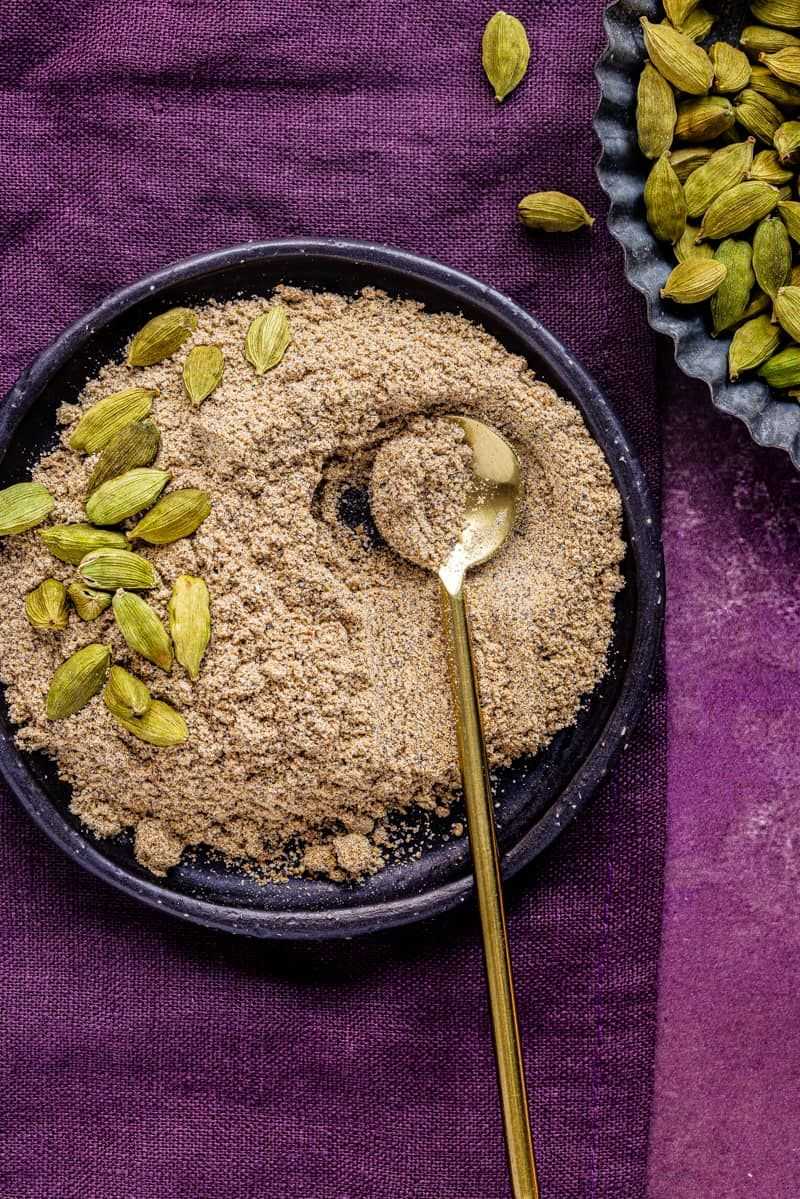 Ground Cardamom: Floral Complexity Gone in a Flash