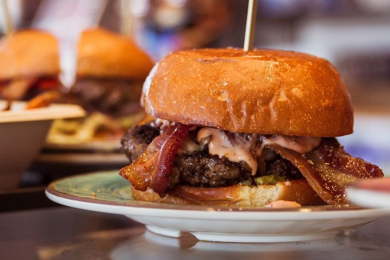 Divine Bovine Burgers, Tucson