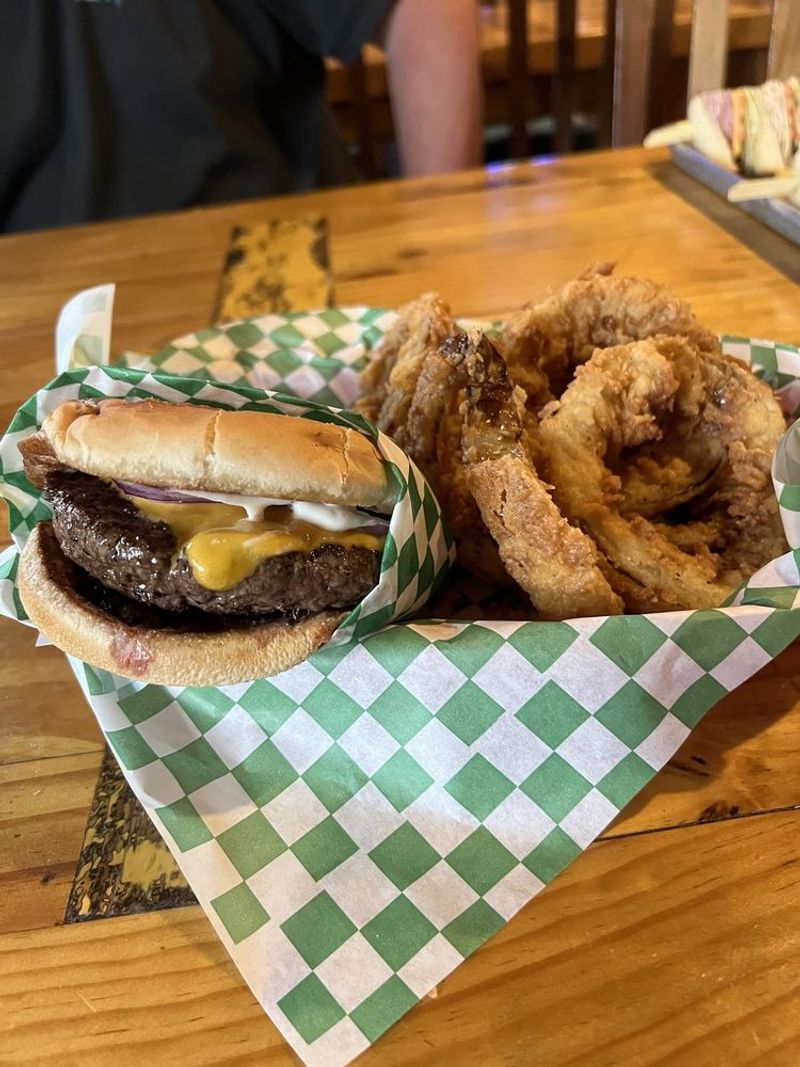 Herd's Burgers, Jacksboro
