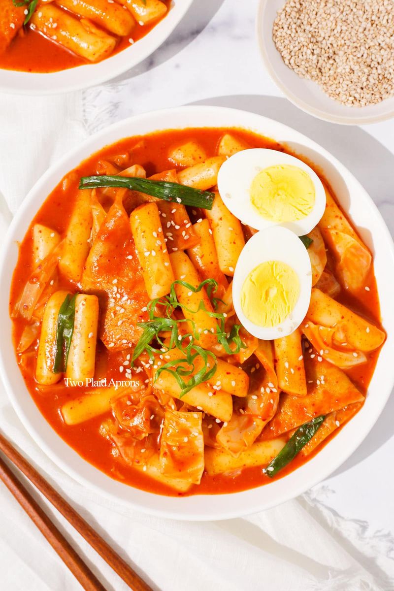 Tteokbokki (떡볶이)