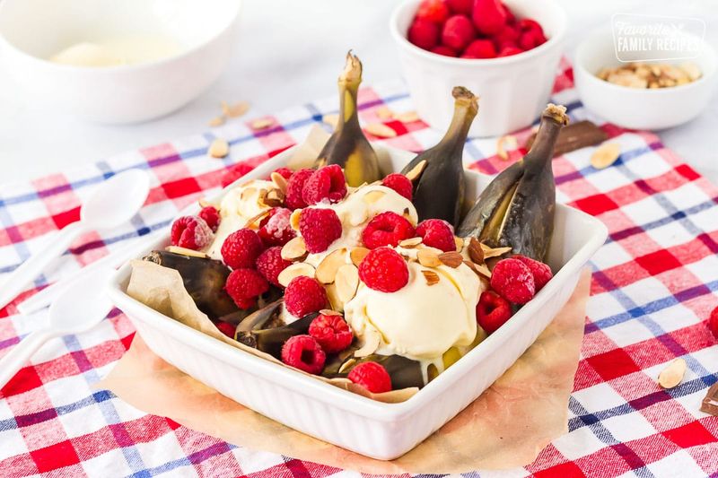 Grilled Banana Boat Sundaes
