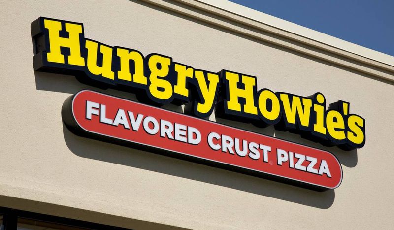 Hungry Howie's Flavored Crust Advantage
