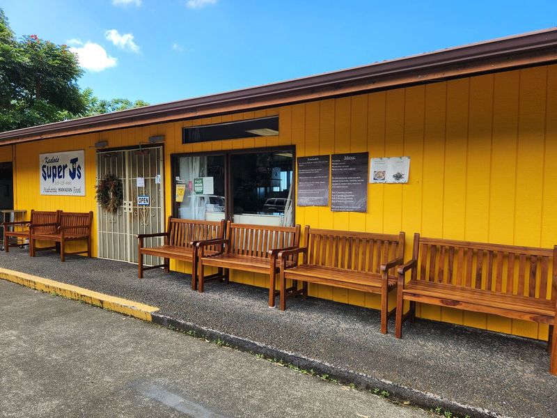 Kaaloa's Super J's, Captain Cook