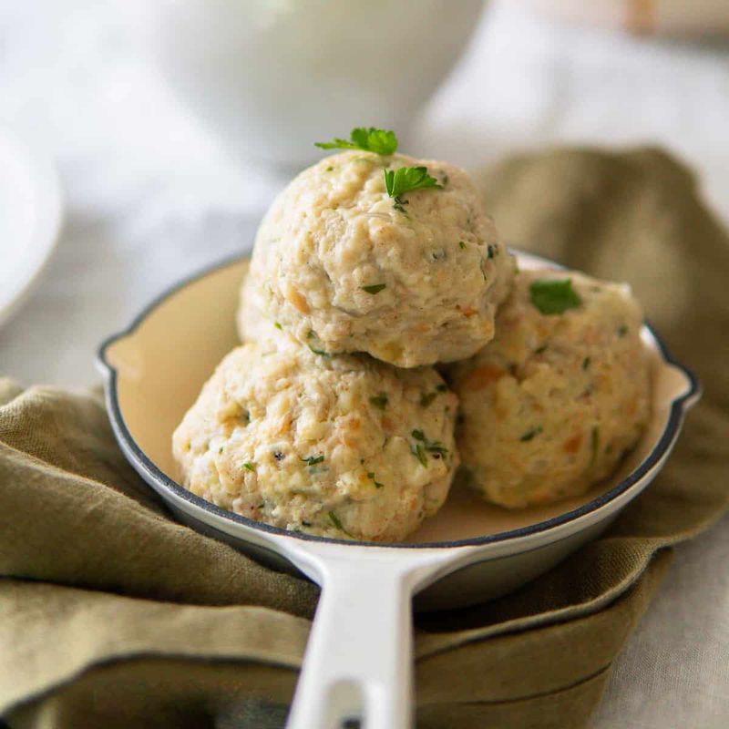 Semmelknödel: Bread Dumplings that Prevent Waste