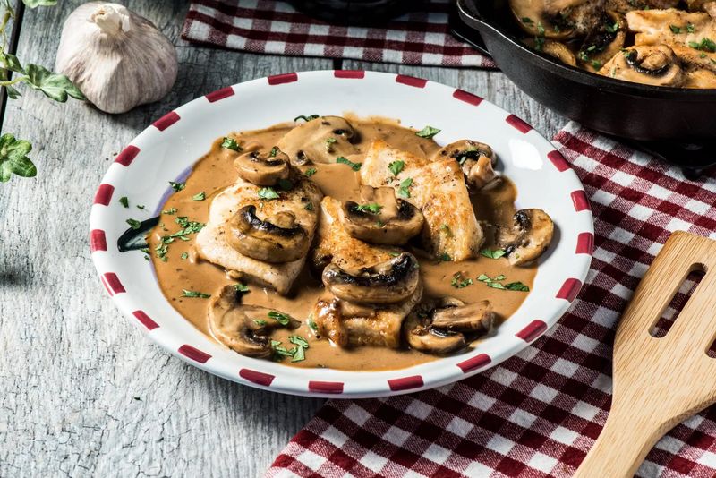 Keto Chicken Marsala