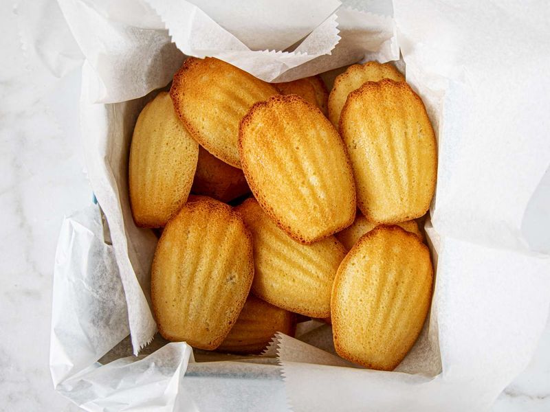 Madeleines: The Shell-Shaped Disappointment