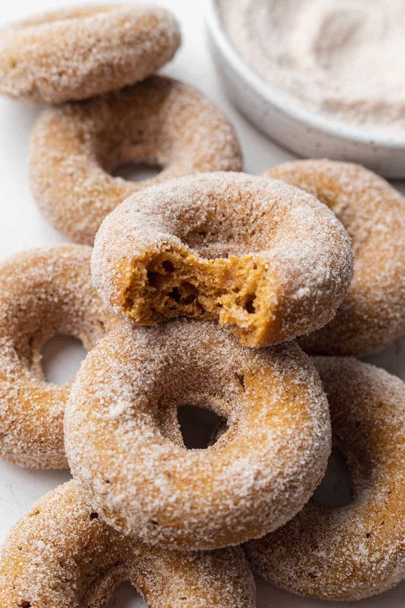 Pumpkin Spice Donuts