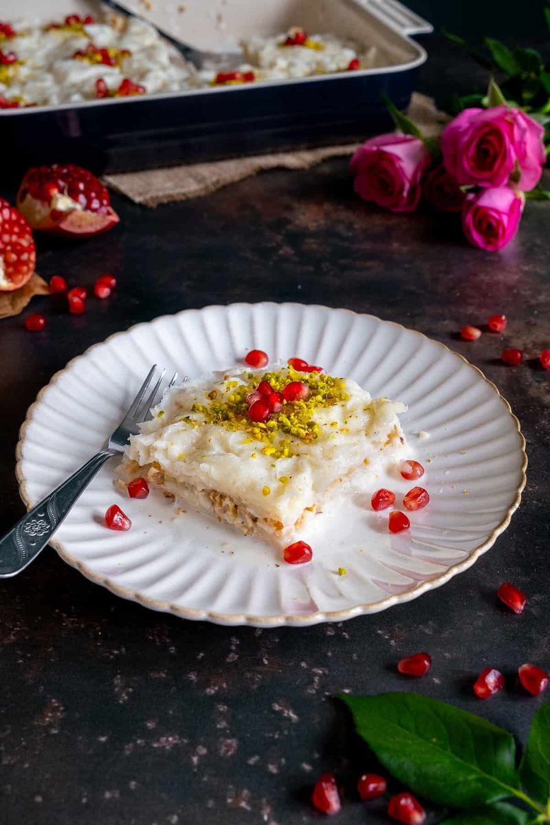 Güllaç: The Delicate Rose-Scented Ramadan Special
