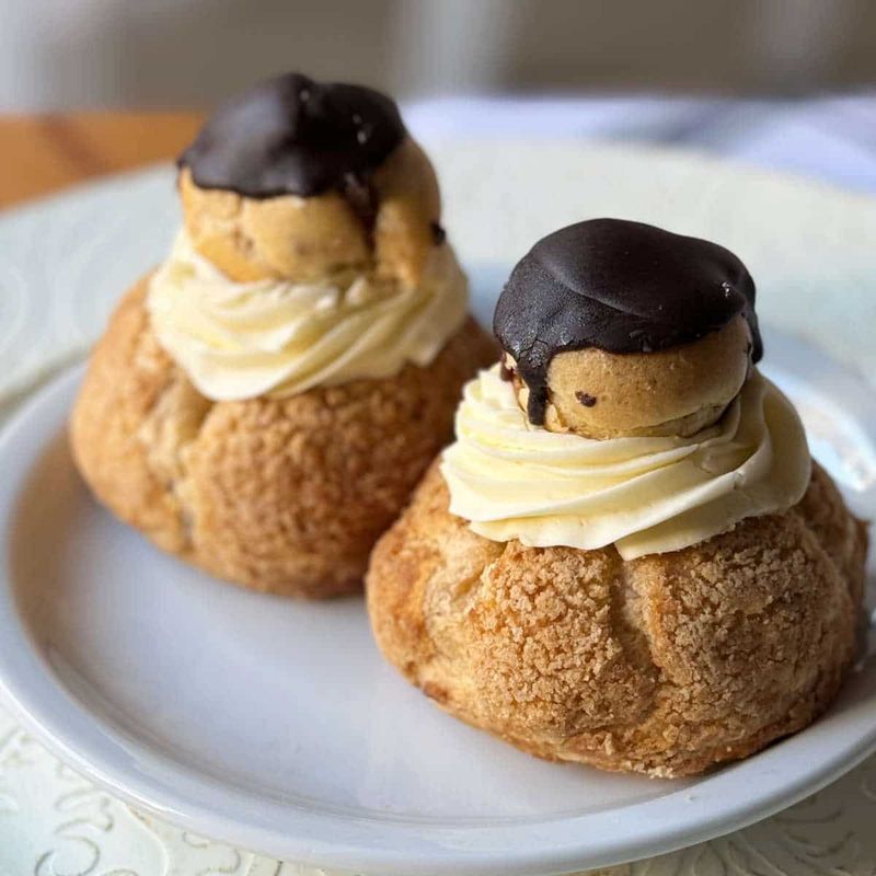 Religieuse: The Nun That Falls From Grace