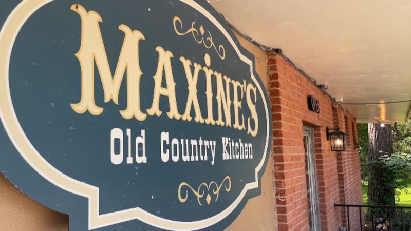 Maxine's Old Country Kitchen in Jackson