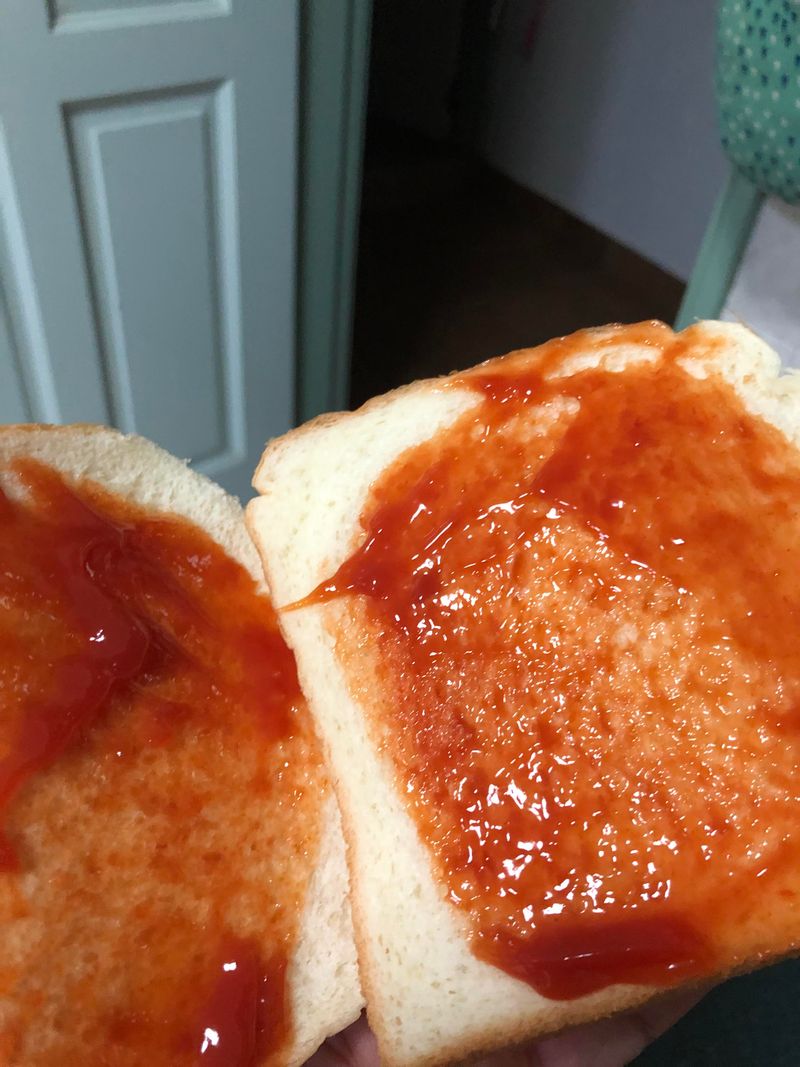 Ketchup Sandwich