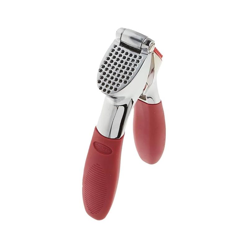 Plastic Garlic Press: Frustration Guaranteed