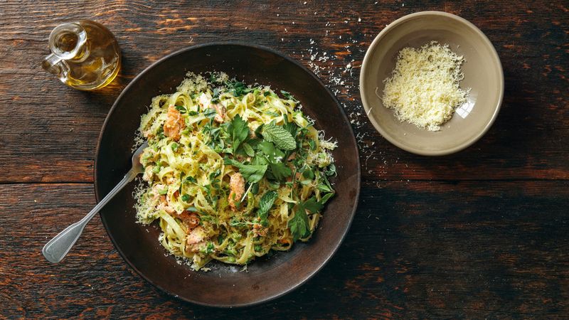 Lemon Dill Salmon Pasta