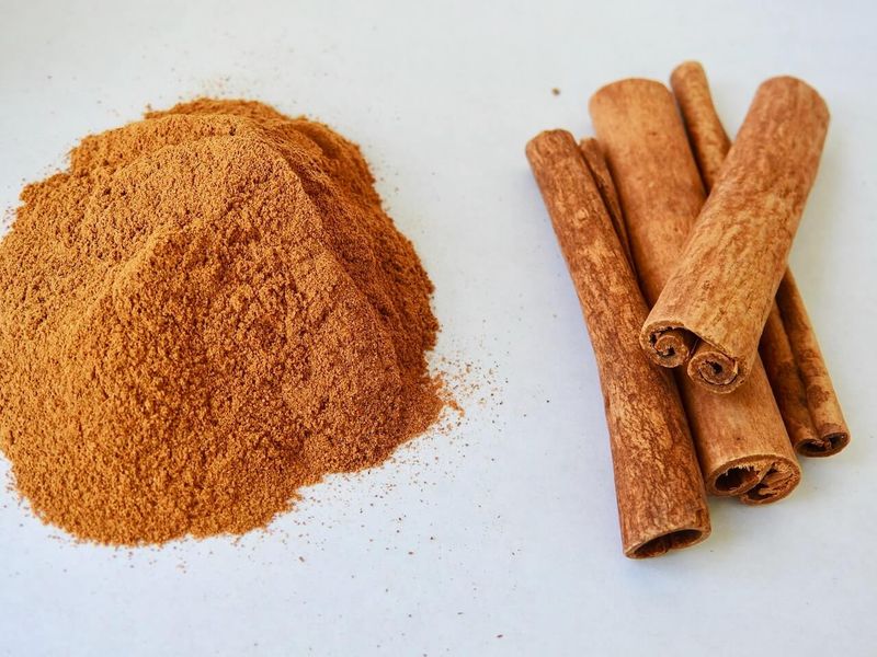 Cinnamon Powder: Spice That Sweetens and Stabilizes