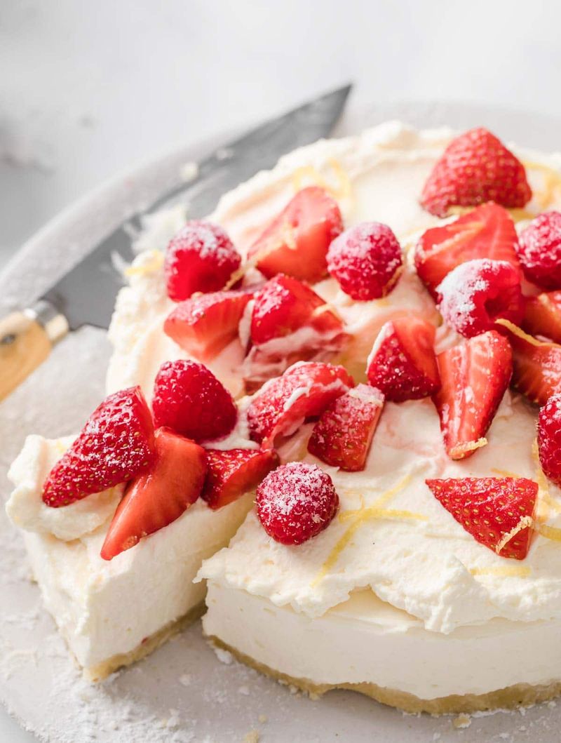 No Bake Sugar-Free Strawberry Cheesecake