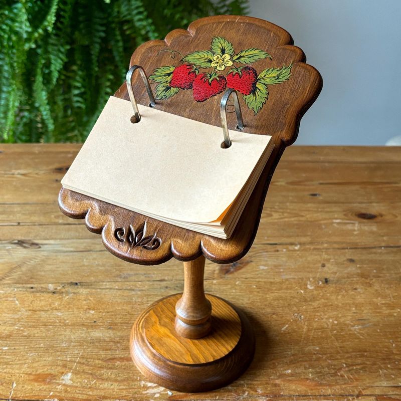 Cookbook Holder: The Recipe Presenter