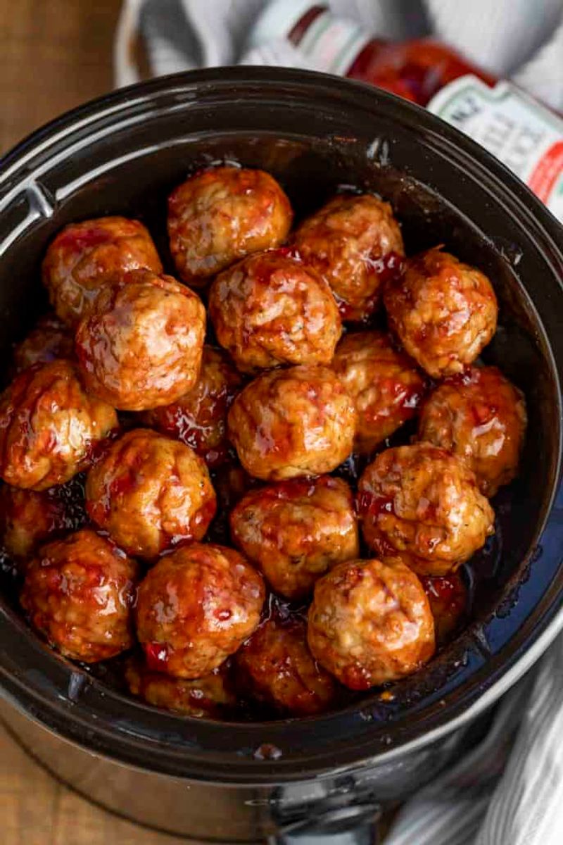Meatballs in Marinara or Sweet Chili Sauce