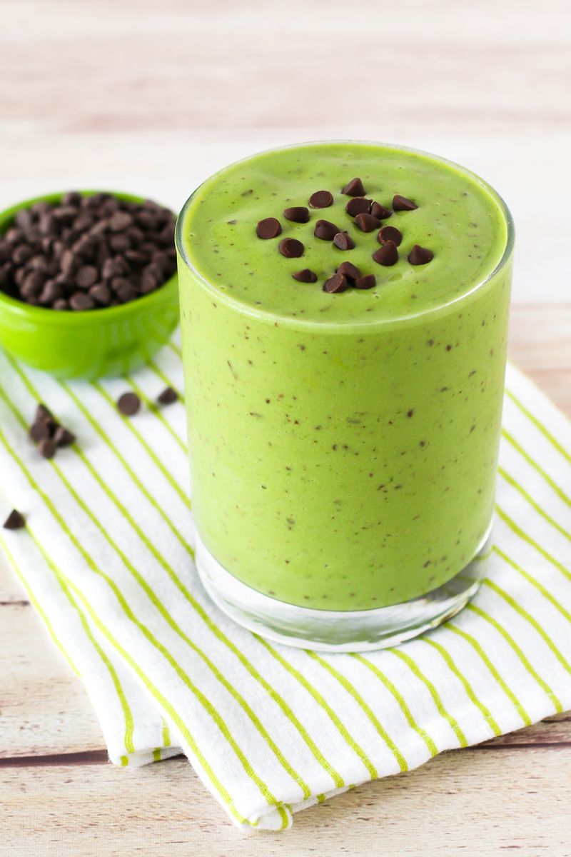 Mint Chocolate Chip Smoothie