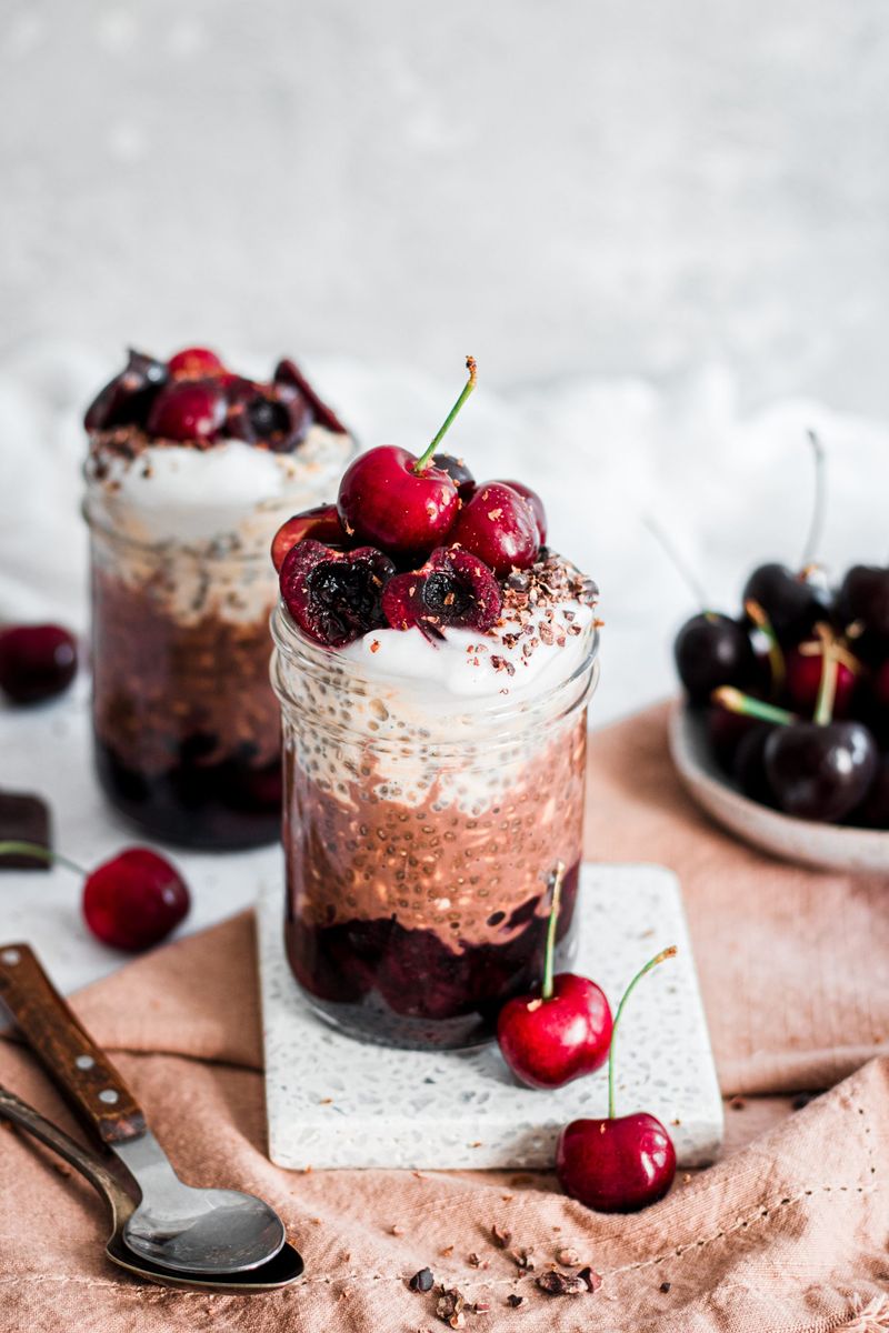 Black Forest Cake Overnight Oats
