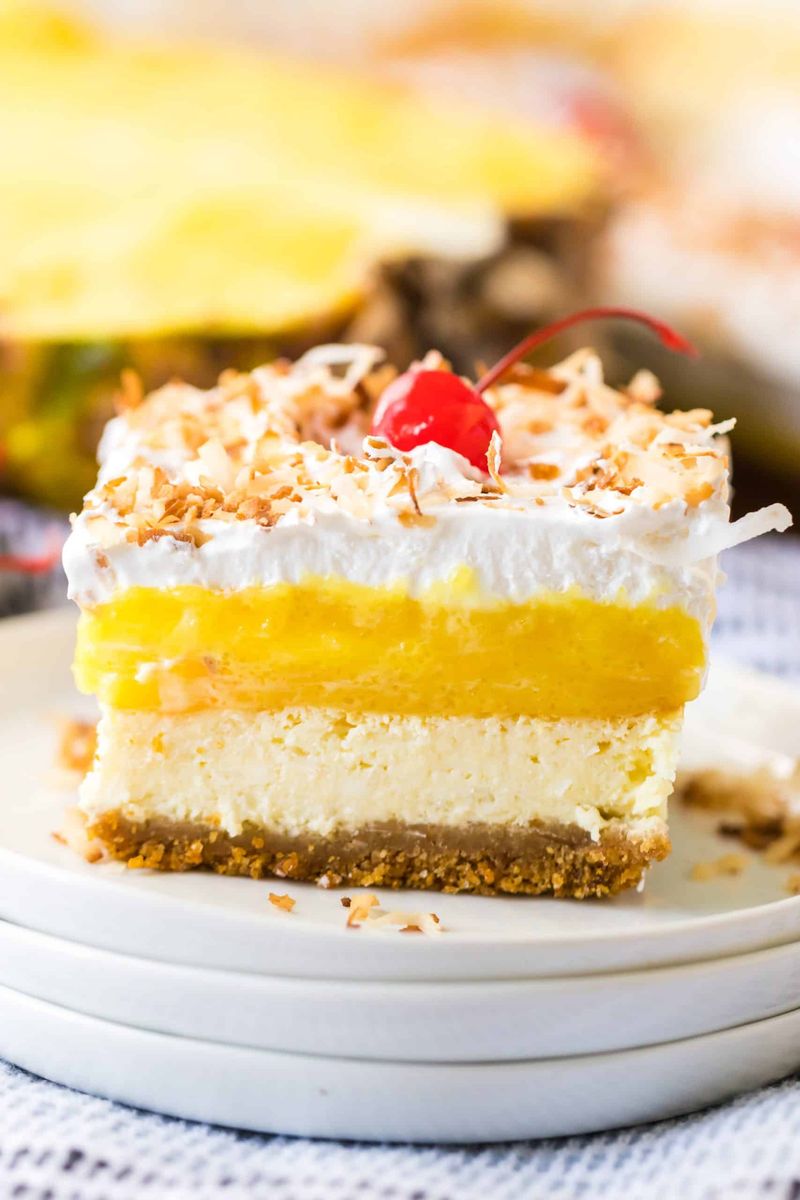 Piña Colada Cheesecake Bars