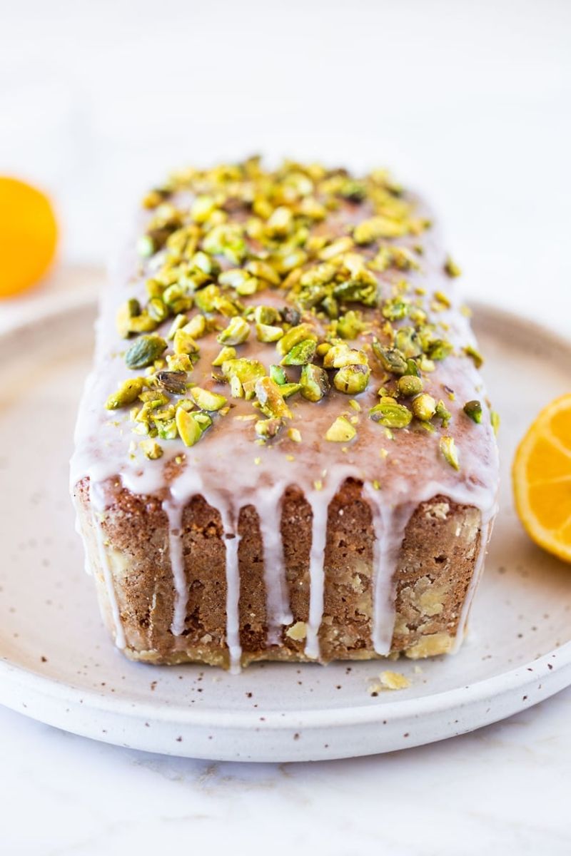 Pistachio and Lemon Cake