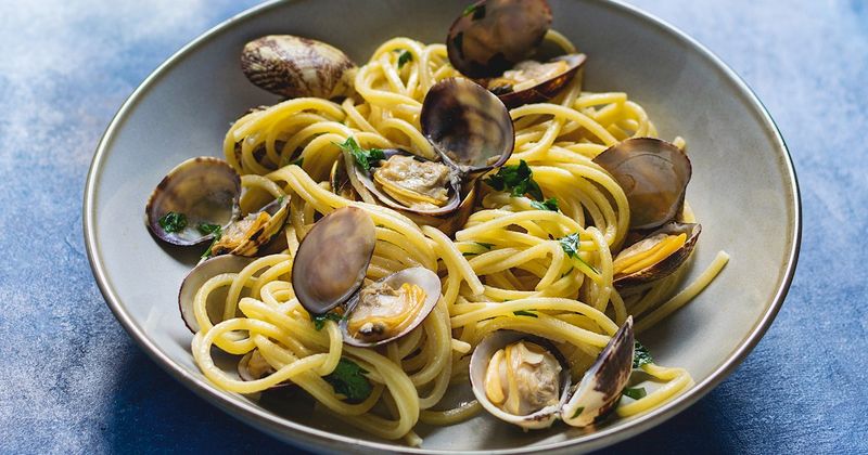 Spaghetti alle Vongole: Pasta with Clams, the Coastal Classic