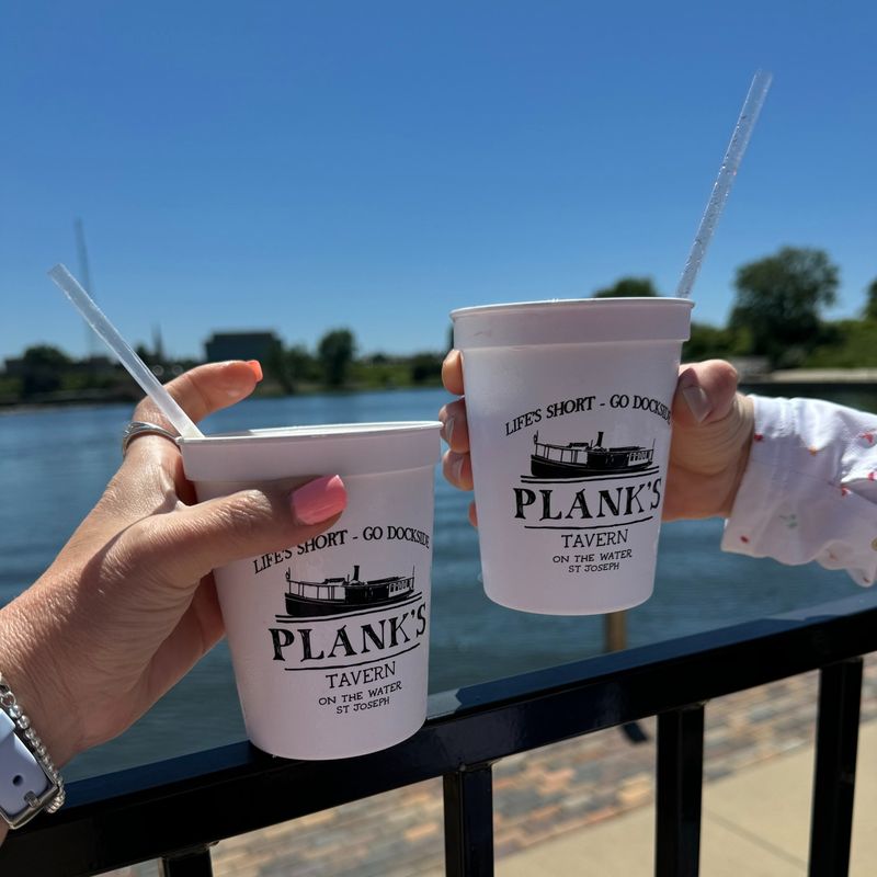 Plank's Tavern on the Water, St. Joseph