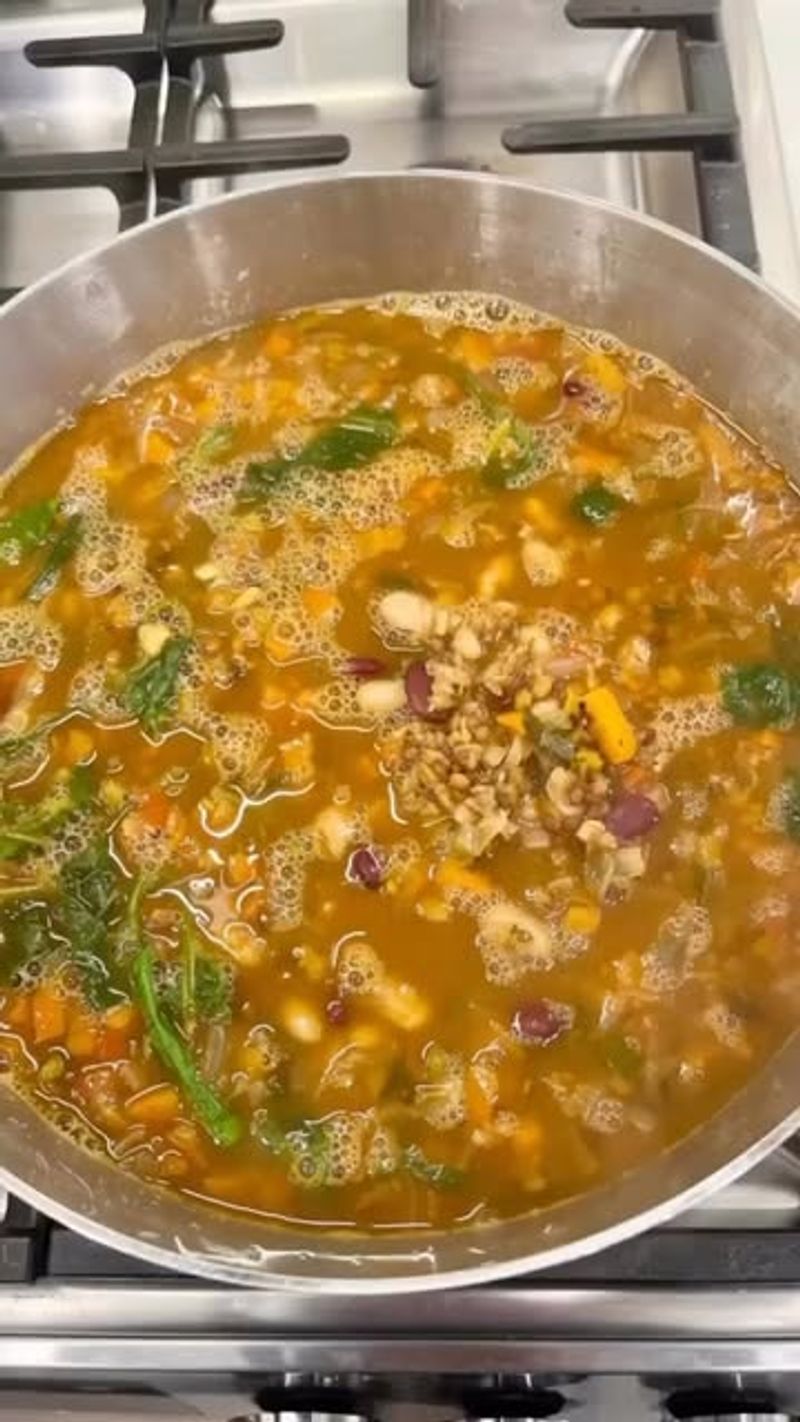 Panera Bread Ten Vegetable Soup - The Disappointing Health Option
