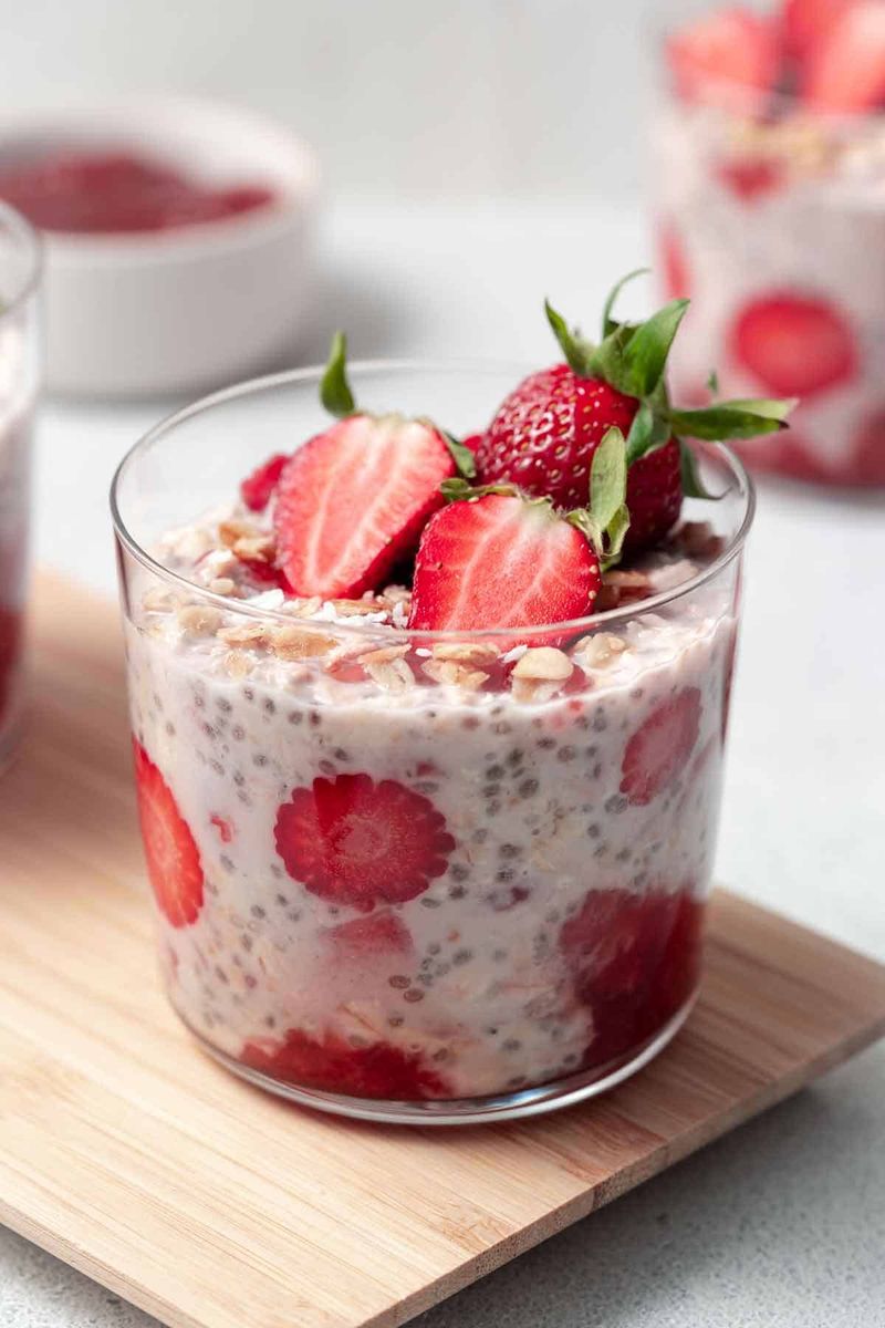 Strawberry Shortcake Overnight Oats