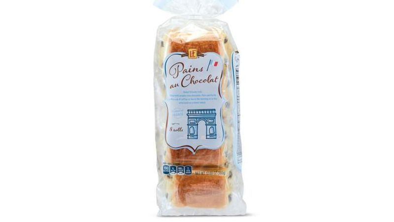 L'Oven Fresh Pains au Chocolat: Faux French Disappointment