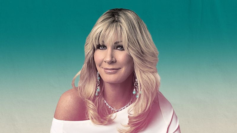 Sandra Lee's Semi-Homemade Empire