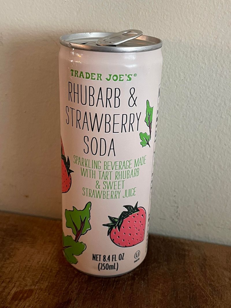 Strawberry-Rhubarb Drink: Refreshment Revolution