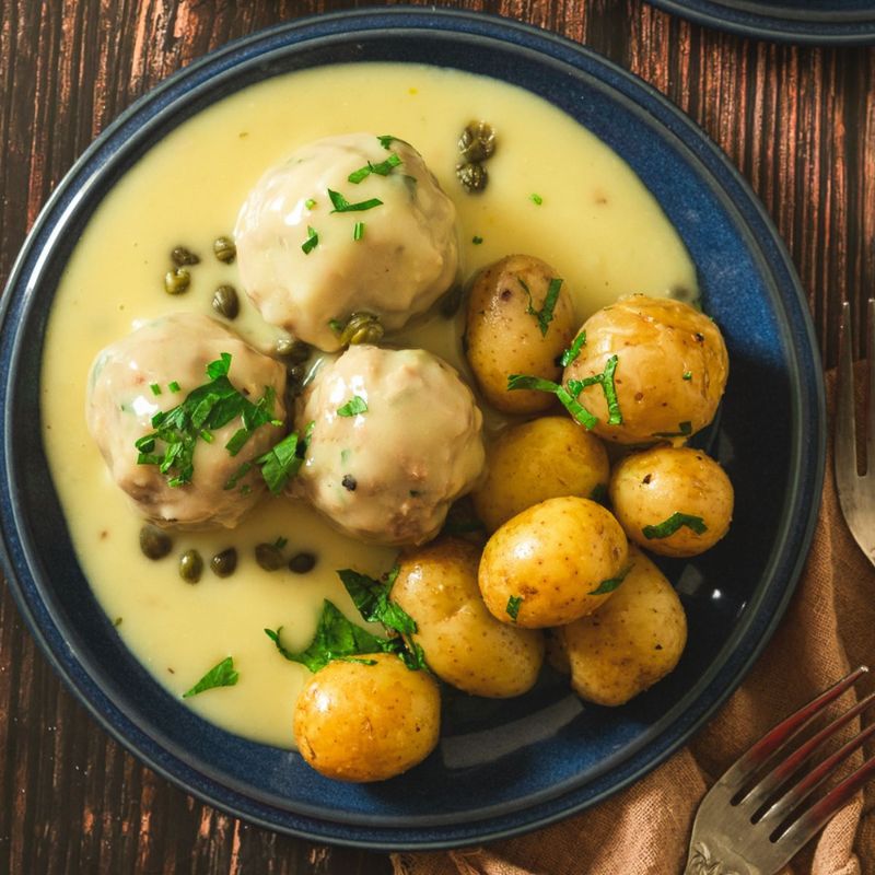 Königsberger Klopse: Royal Meatballs in Creamy Sauce